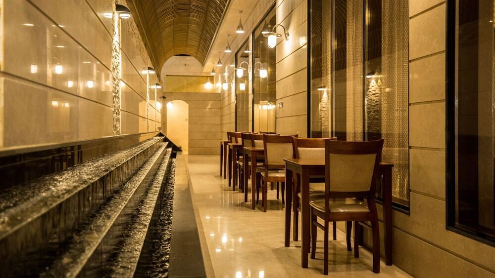 Jiwar Almasi Hotel Jeddah Bagian luar foto