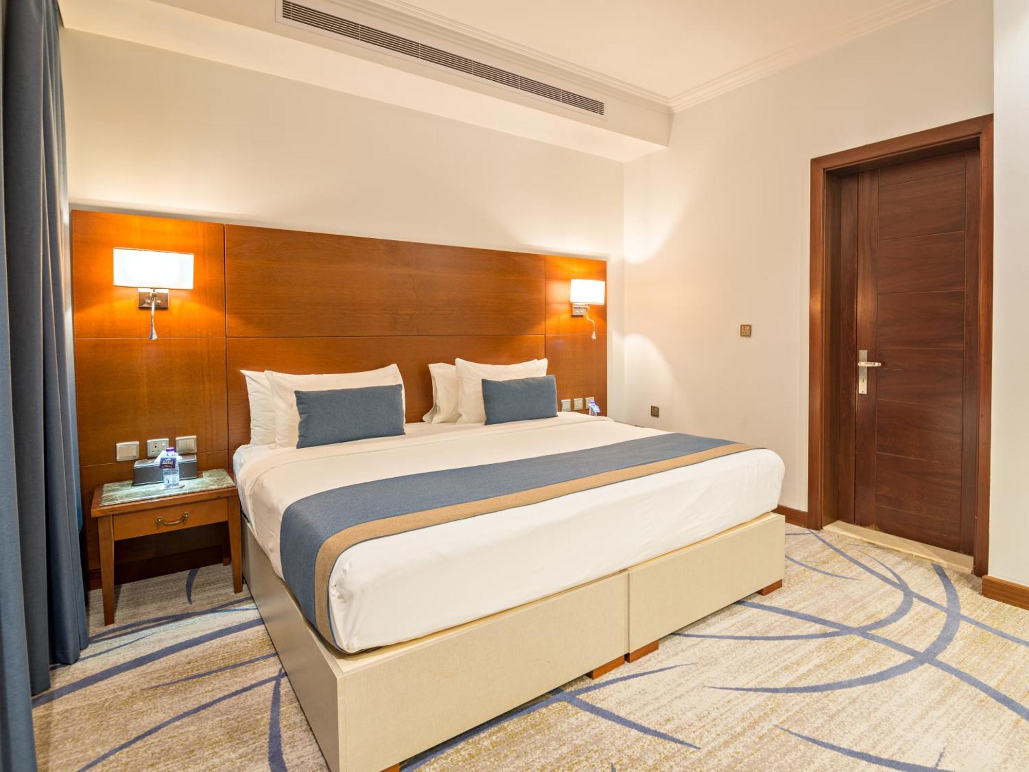 Jiwar Almasi Hotel Jeddah Bagian luar foto