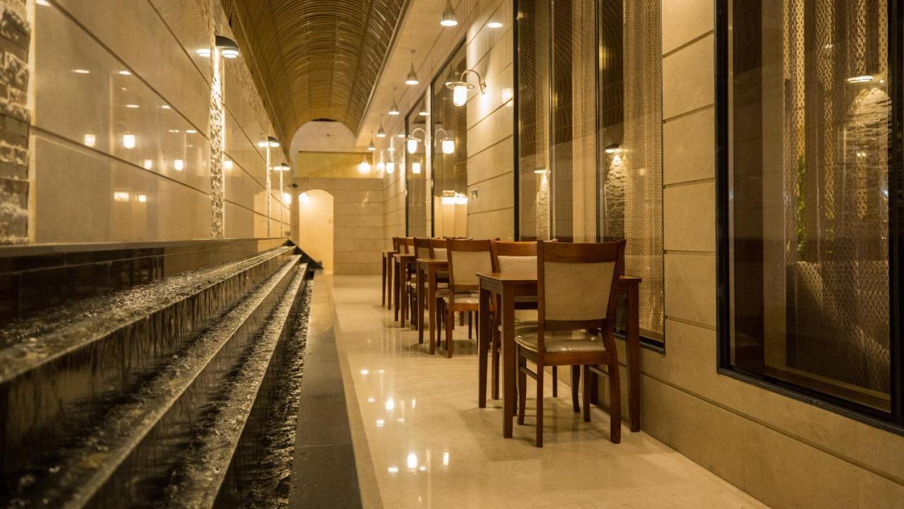 Jiwar Almasi Hotel Jeddah Bagian luar foto